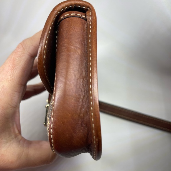 Vintage Dooney & Bourke 1975 Signature Monogram Wristlet / Clutch - Picture 5 of 16